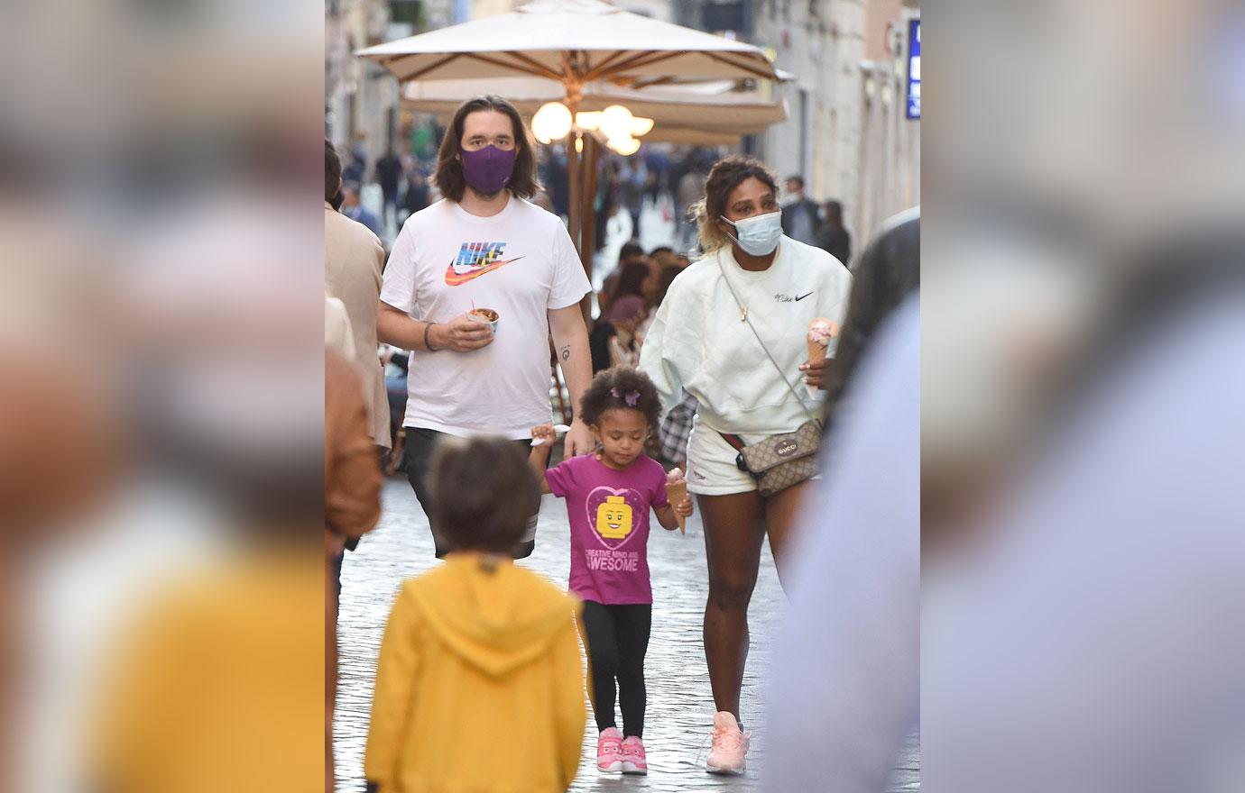 serena williams enjoying ice cream with husband alexis ohanian and daughter olympia in rome