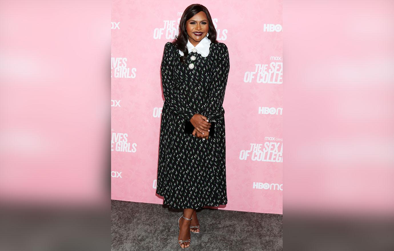 mindy kaling the sex lives of college girls premiere