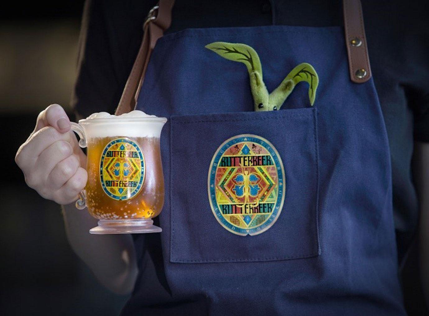 harry potter flagship store in nyc includes butterbeer bar drink the famous sip