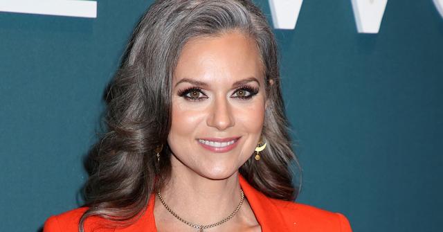 Hilarie Burton Morgan Is Embracing Her Gray Hair At 41