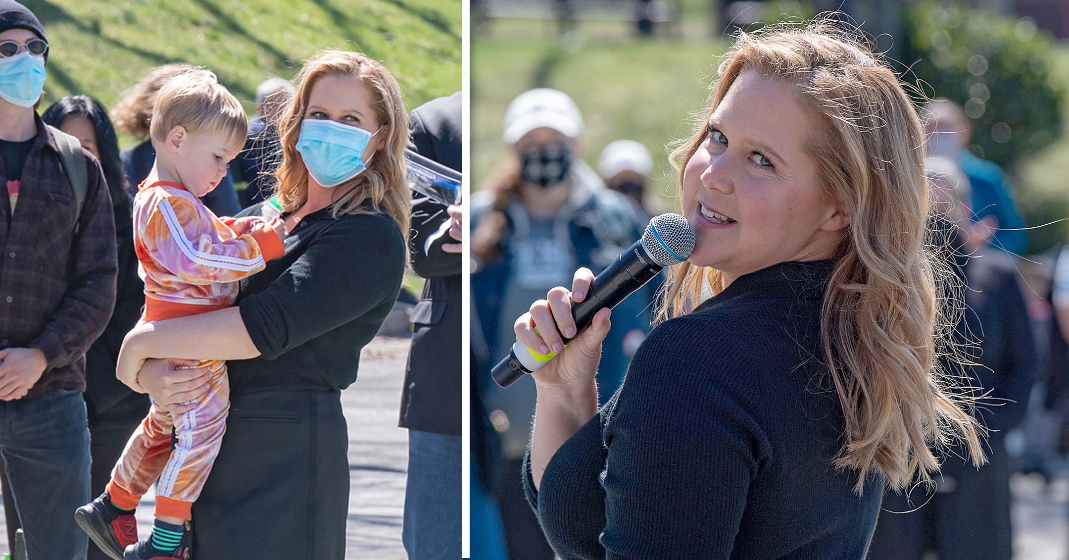 amy schumer and son gene at performance in astoria park