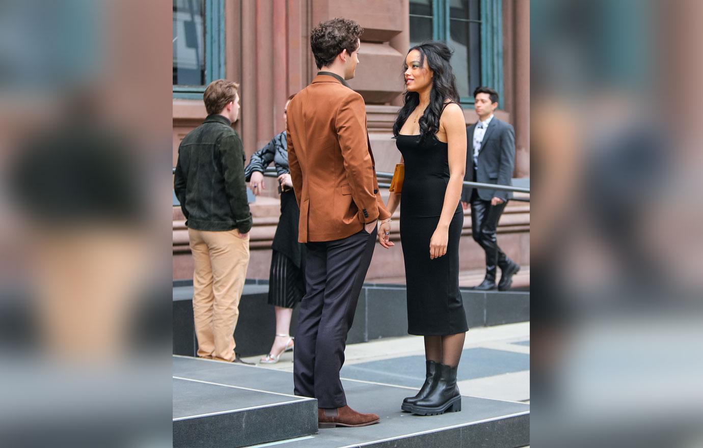 See First Look at 'Gossip Girl' Reboot's Fashion - Whitney Peak and Eli  Brown Photos