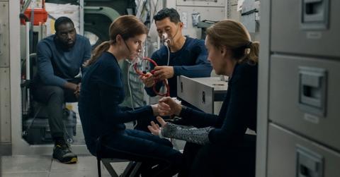 watch anna kendrick trailer netflixs sci fi thriller stowaway