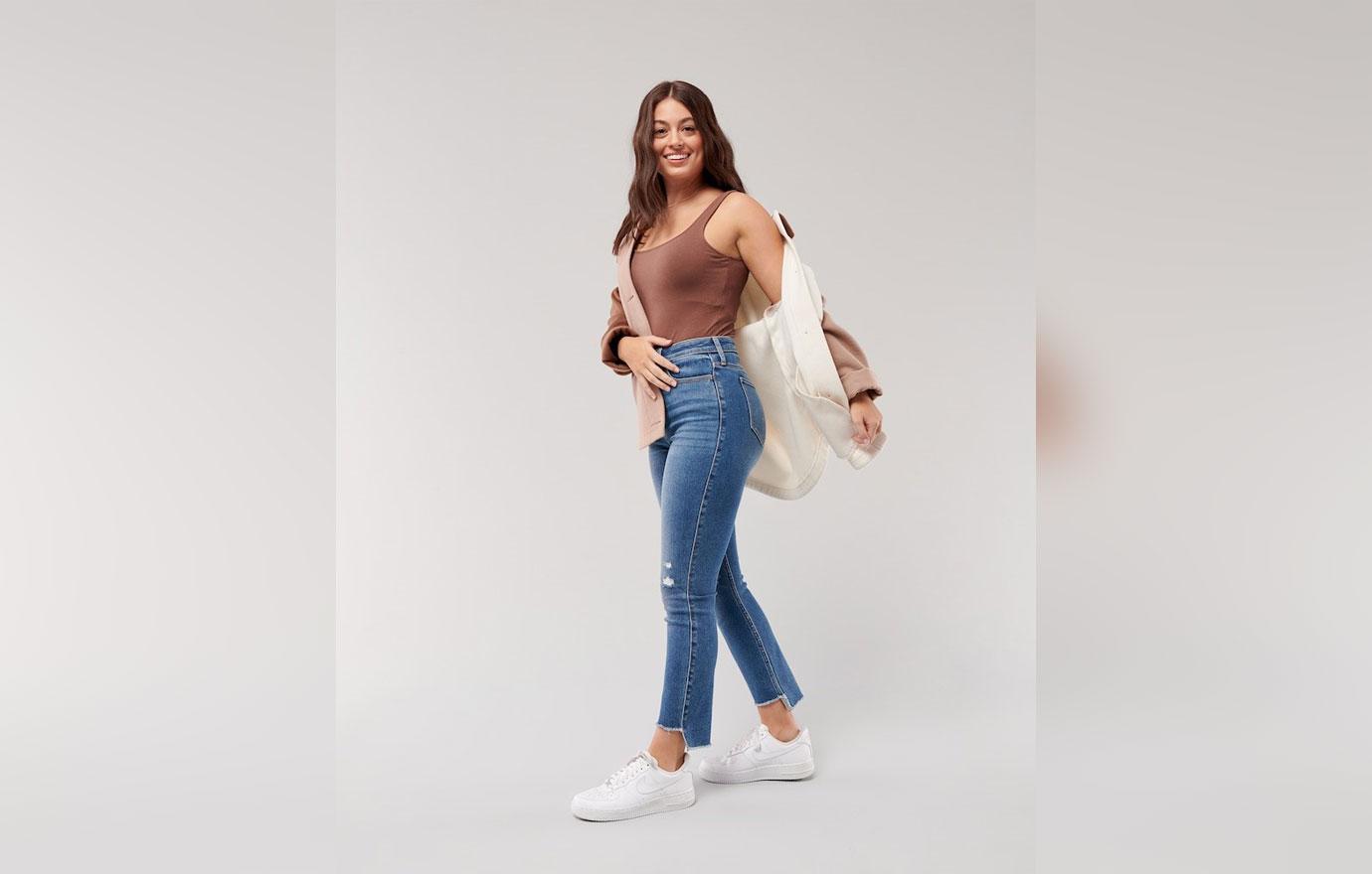 Hollister's Jeans Fit Any Body Type: Photos Of Skinny Fits & More