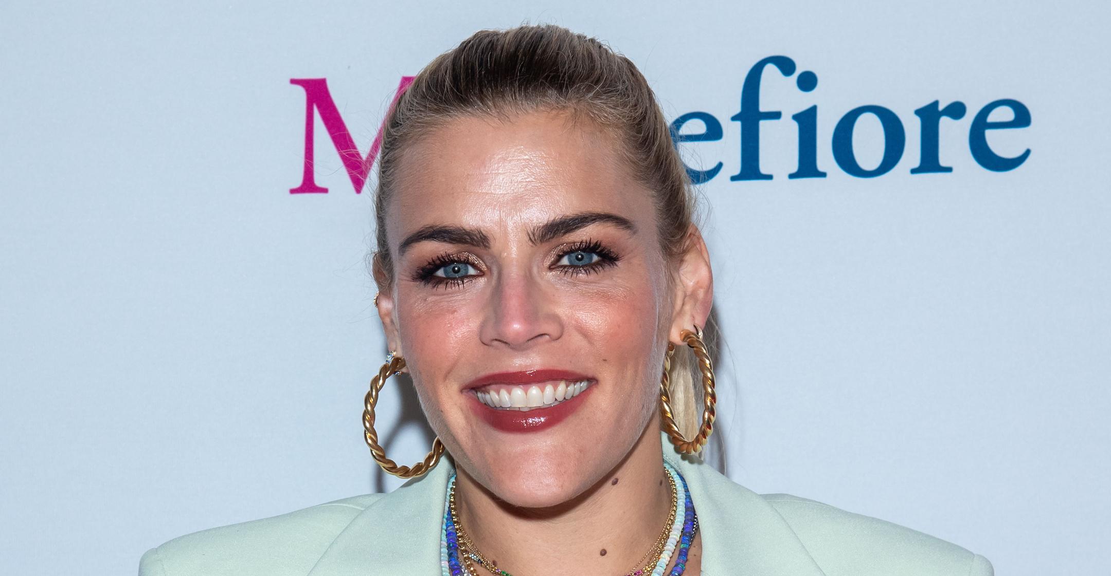 busy philipps mini trampoline workout every day its fun high energy