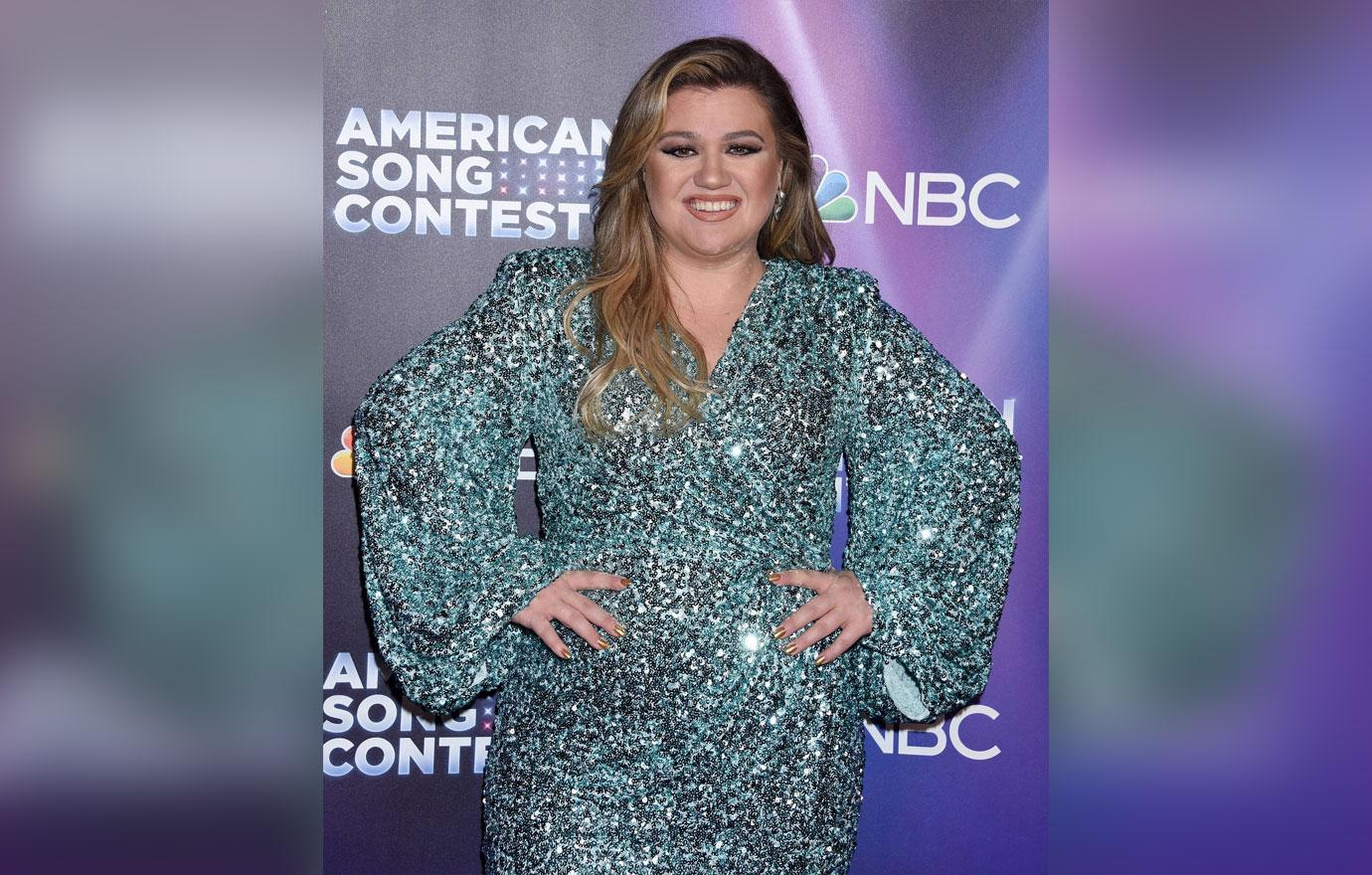 kelly clarkson at american song contest