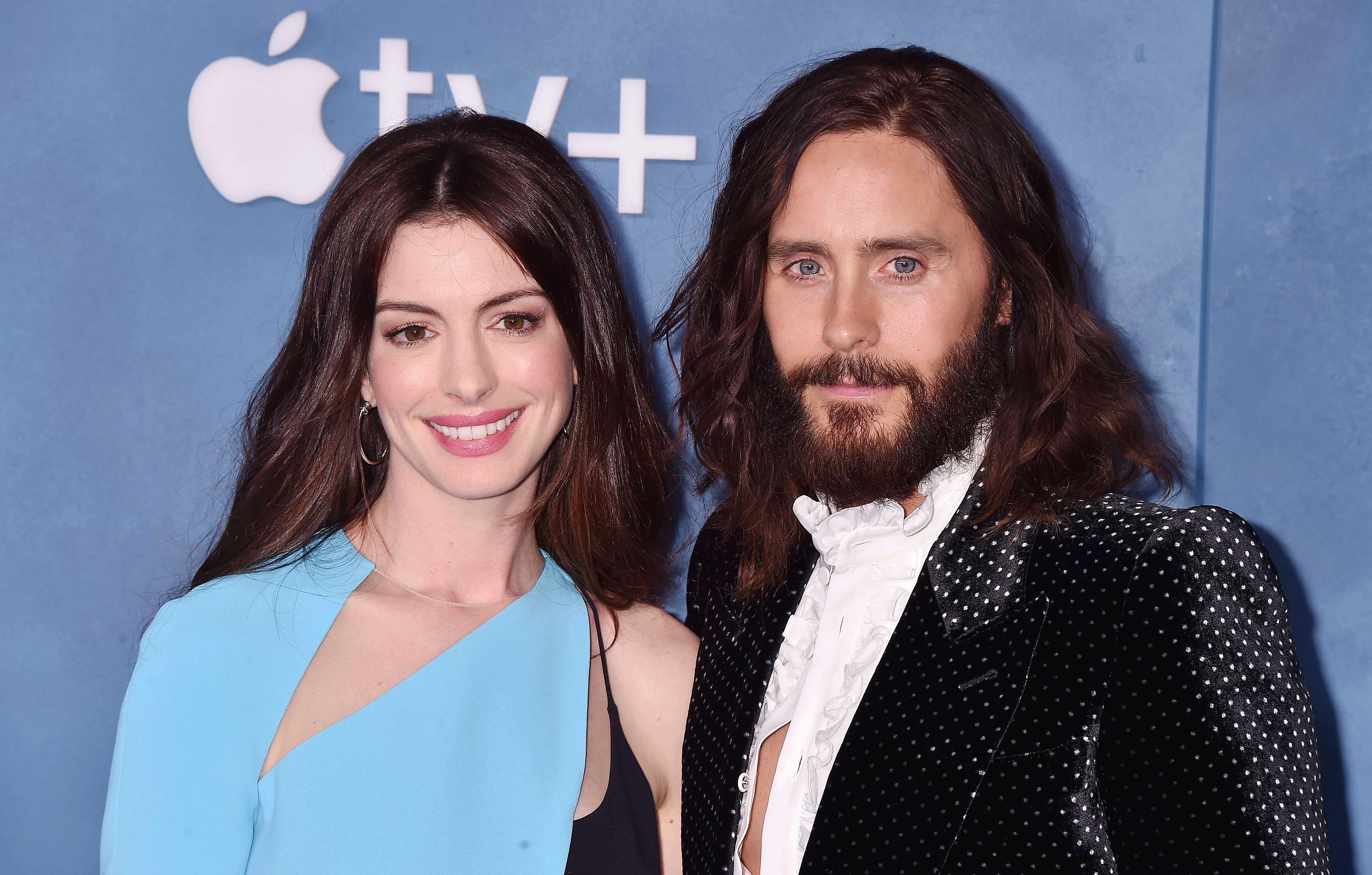 jared leto and anne hathaway global premiere of wecrashed