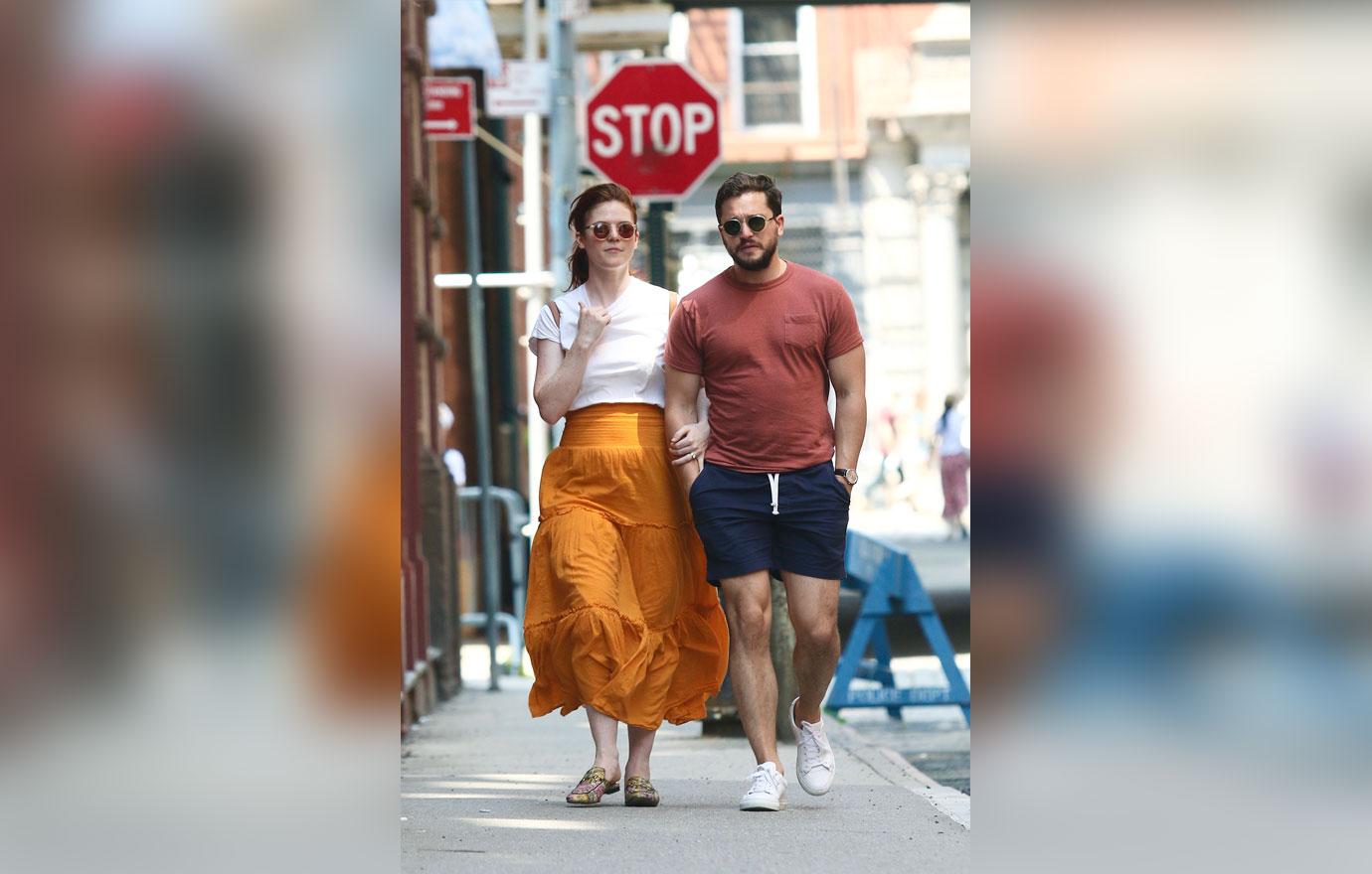 kit harington and rose leslie holding hands in manhattan