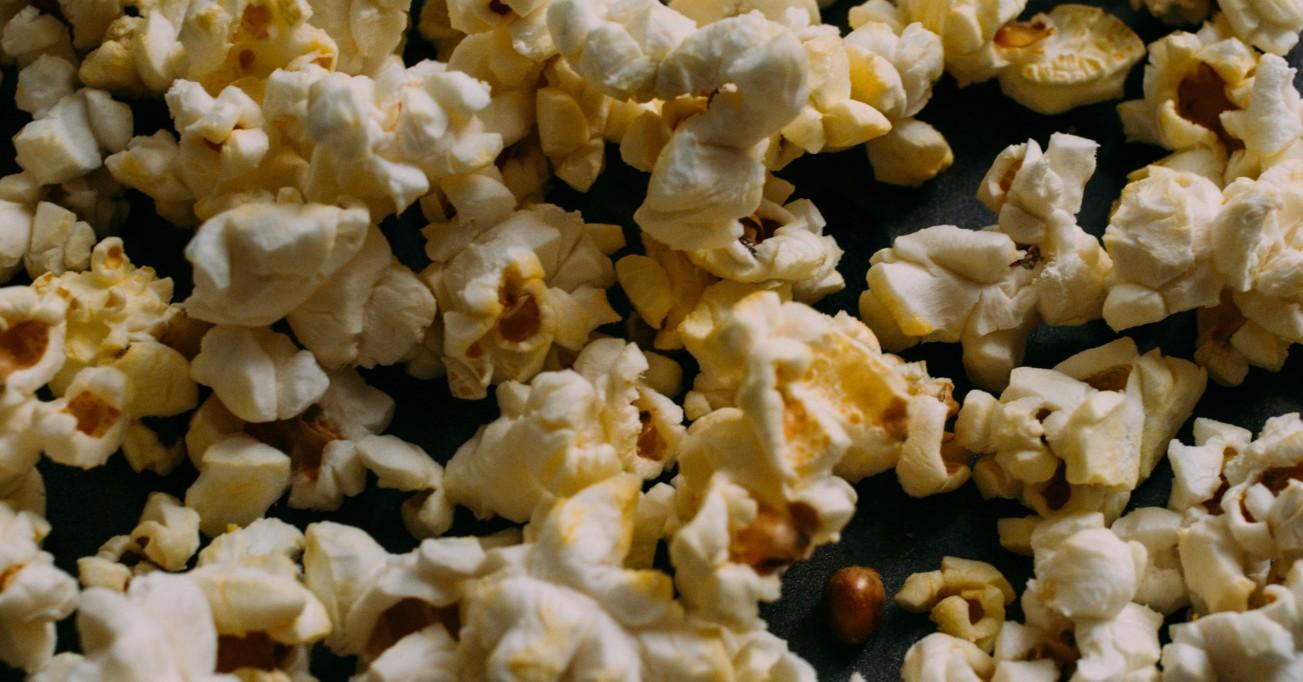 Photo of popcorn. 