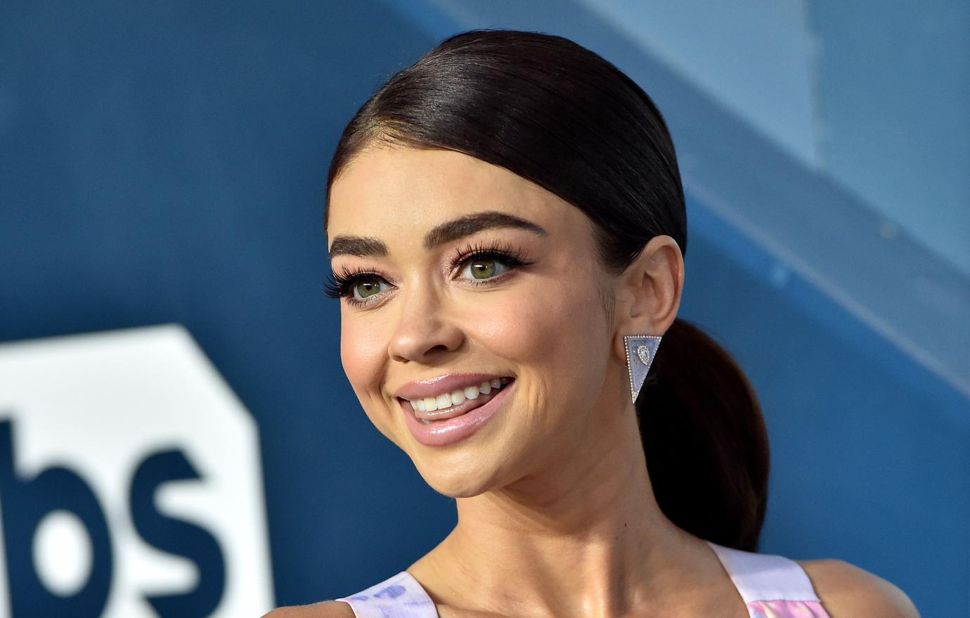 sarah hyland brave resilient after kidney transplants