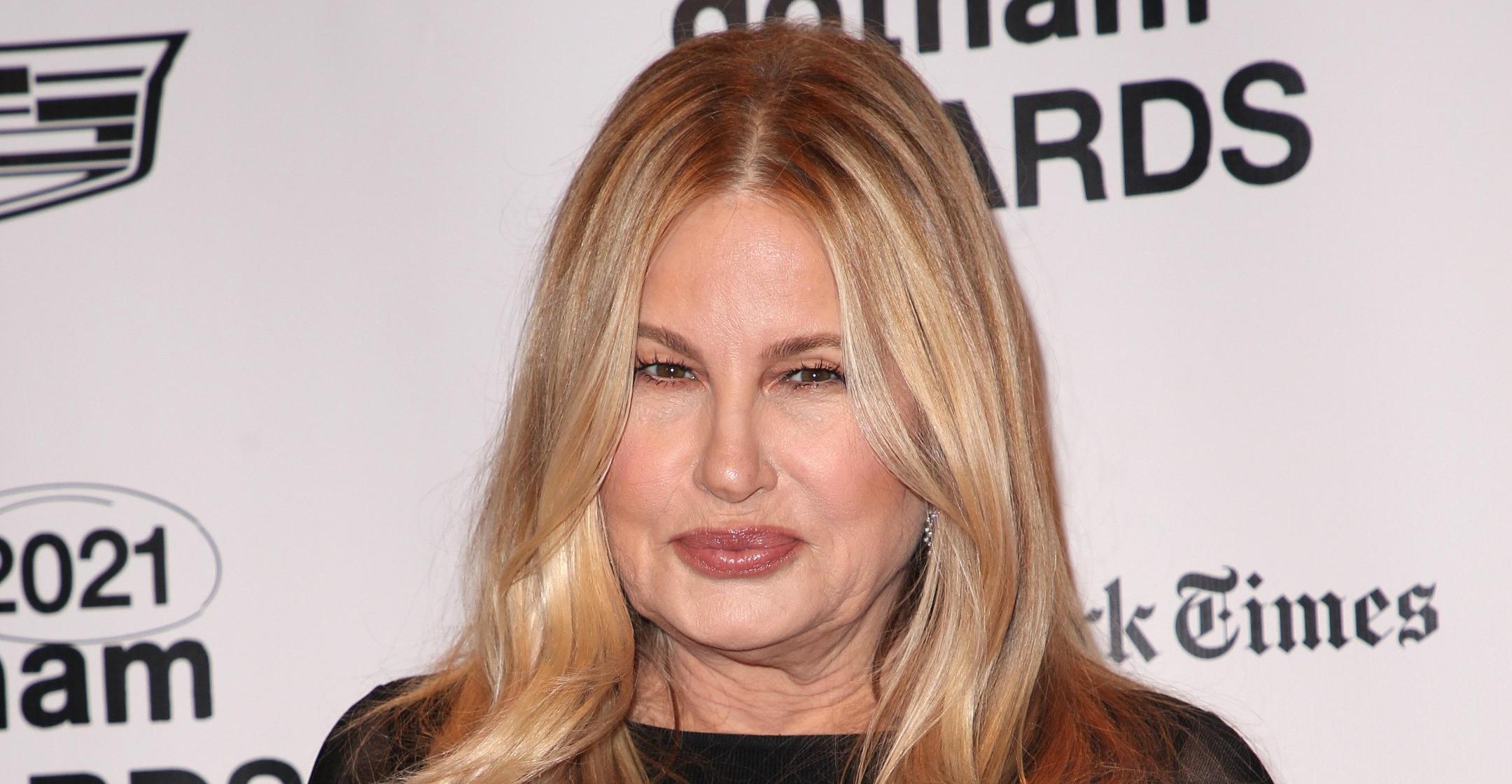 jennifer coolidge  pound weight gain