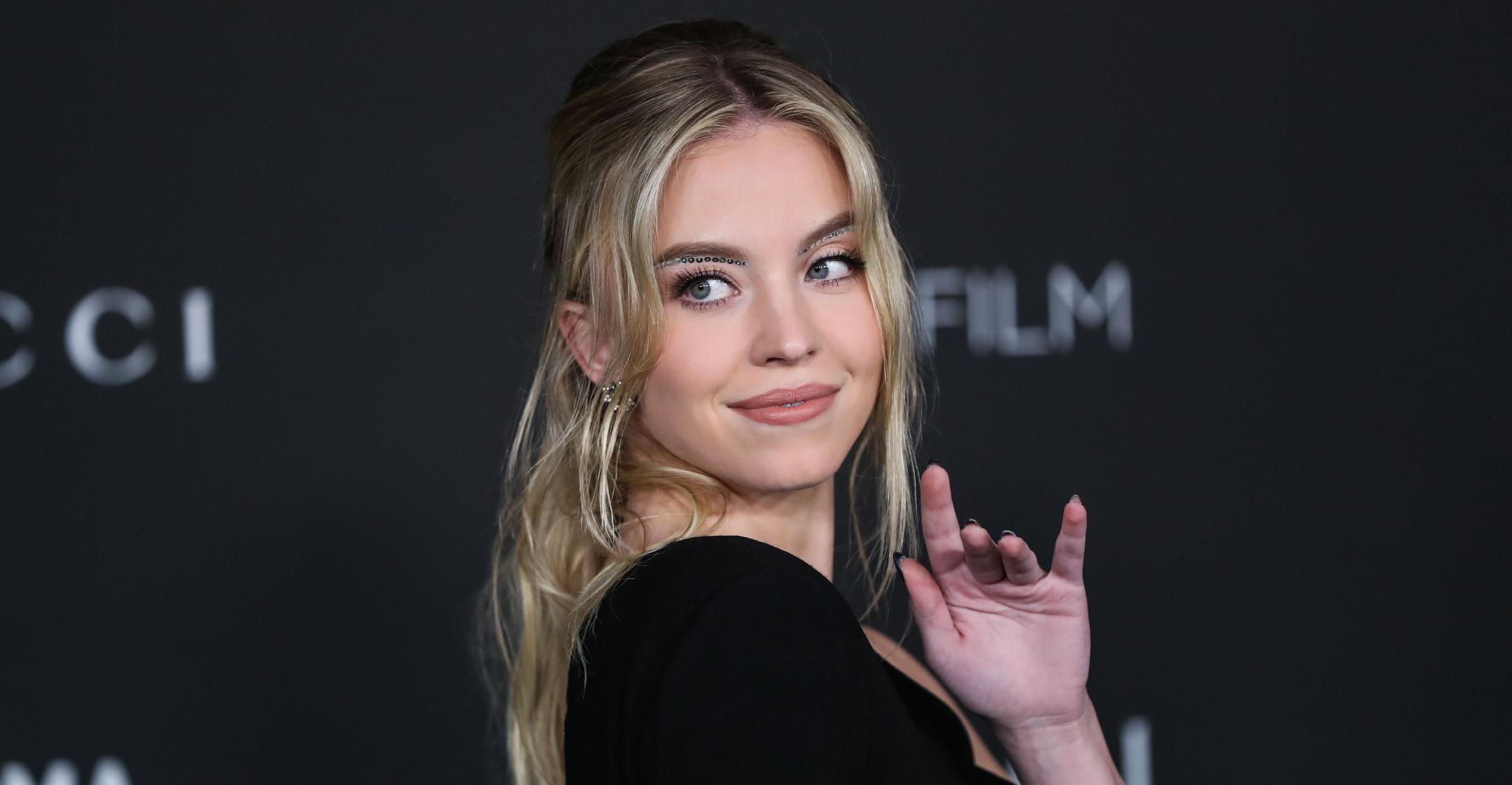 Sydney Sweeney's Intense Workout Includes Boxing & MMA Moves