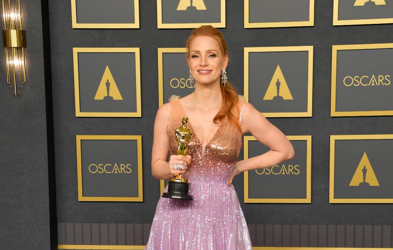 jessica chastain oscars gown