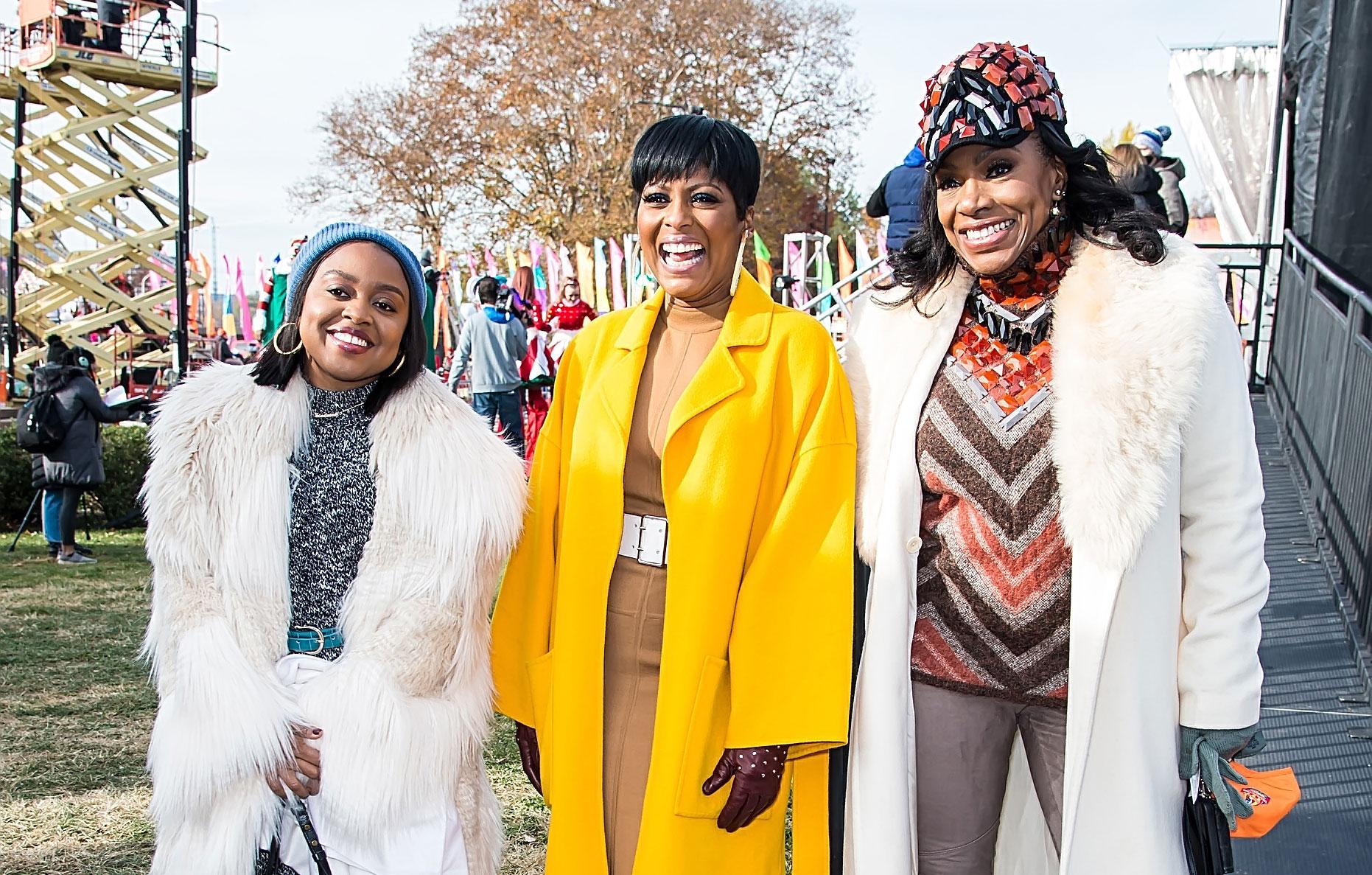 tamron hall attends dunkin donuts thanksgiving day parade