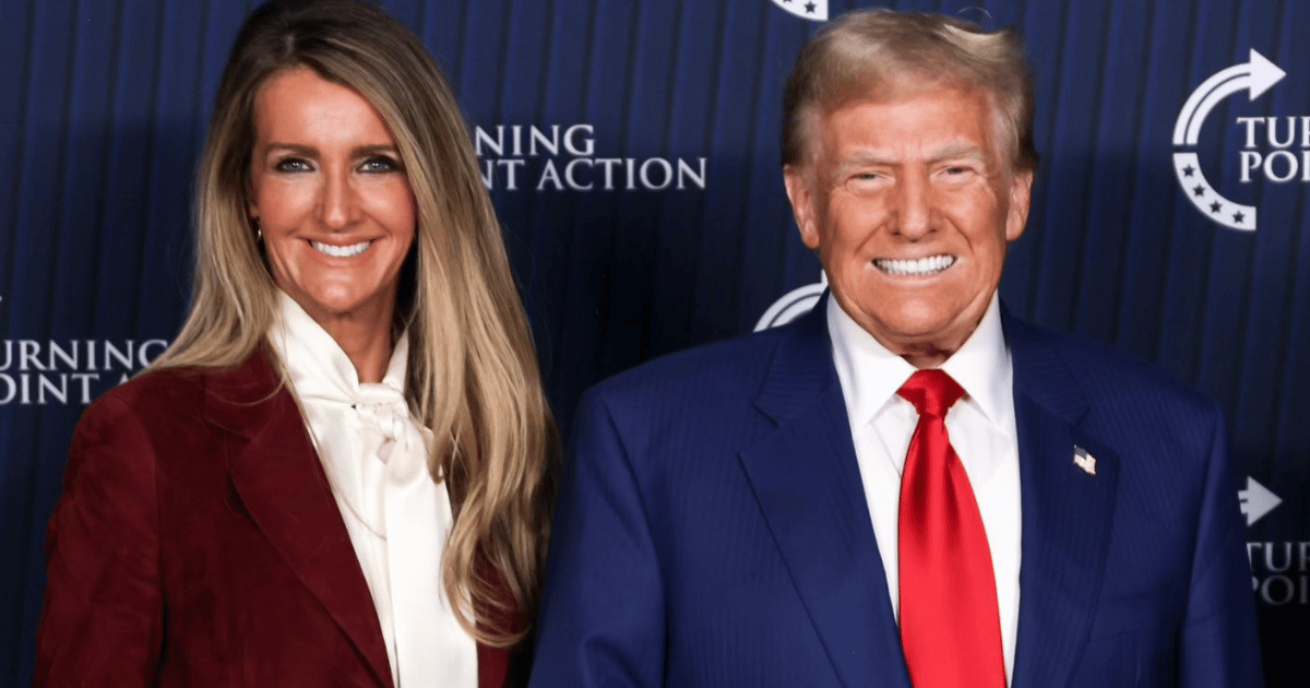 Kelly Loeffler; Donald Trump