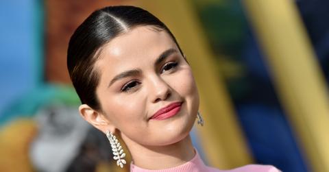 selena gomez wearing makeup young messed with her