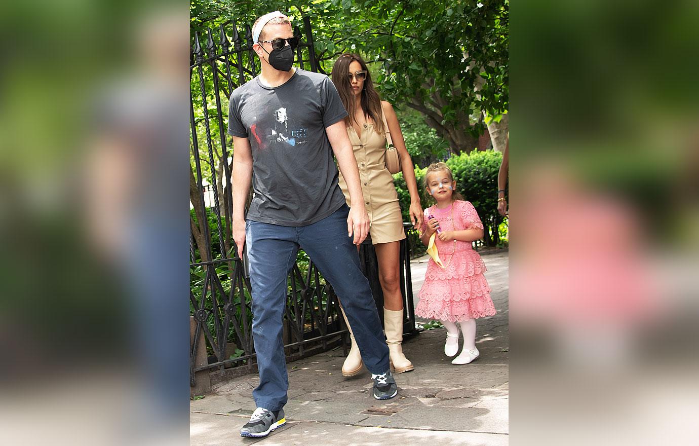 bradley cooper and irina shayk take lea cooper for a walk