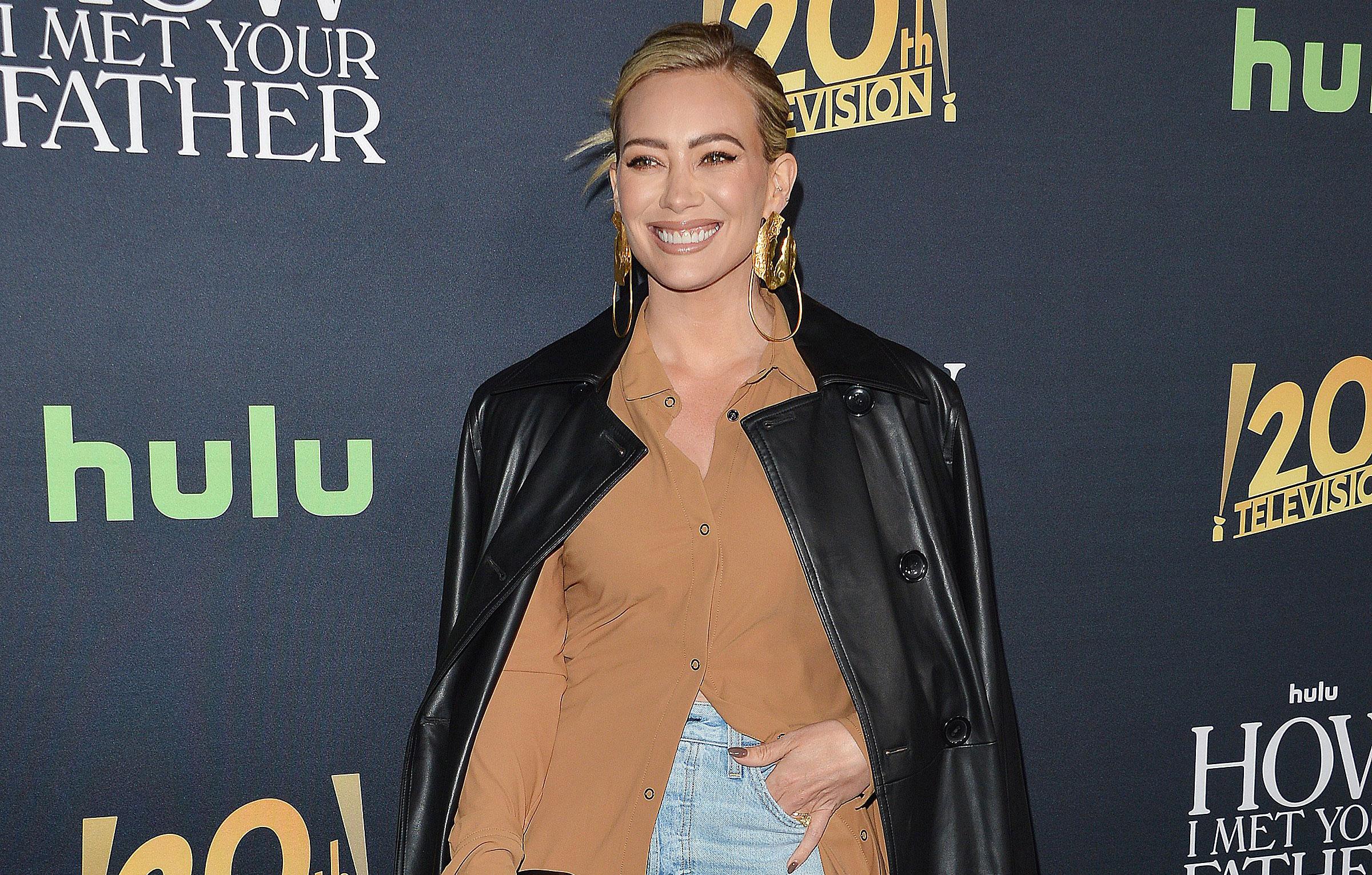 hilary duff at how i met your father tv show photocall los angeles