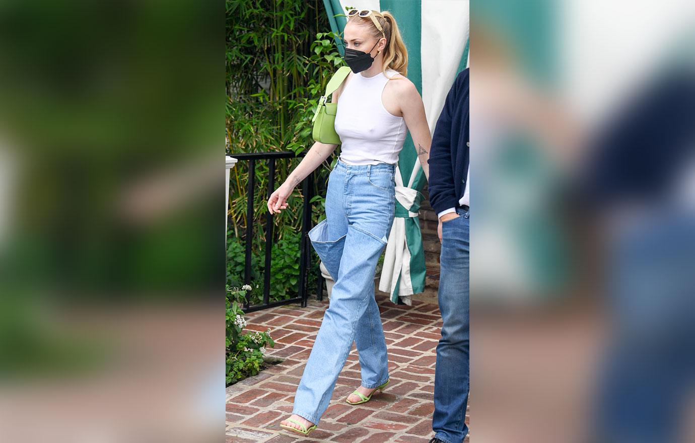 joe jonas and sophie turner lunch at the san vicente bungalows