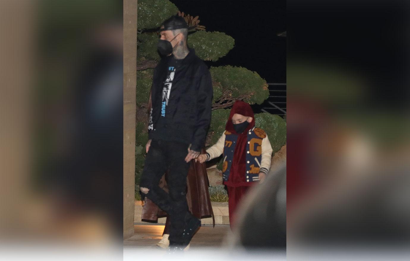 kourtney kardashian and son reign grab dinner with travis barker