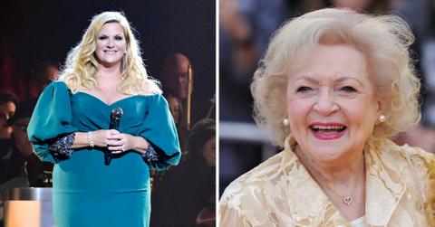 trisha yearwood betty white challenge raises money pp