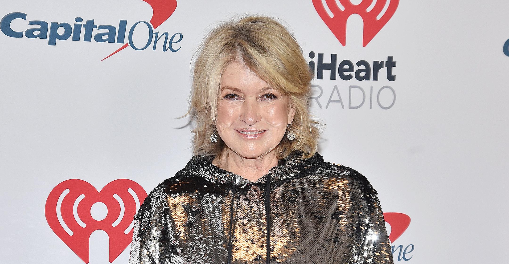 martha stewart tiktok achieves perfect selfie