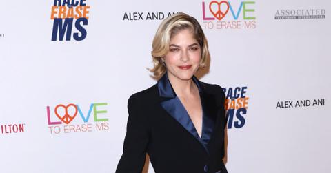 selma blair multiple sclerosis battle isnt a death sentence