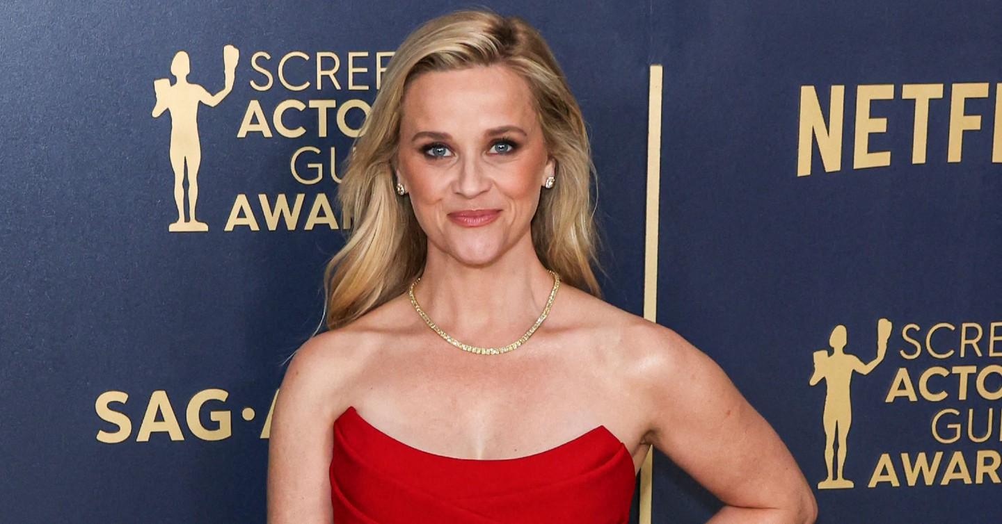 reese witherspoon reveals bonds adult kids