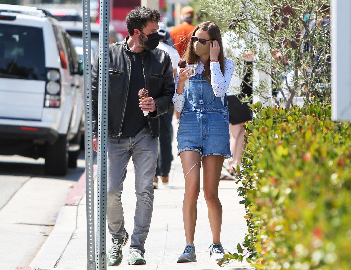 ben affleck and violet head out for ice cream