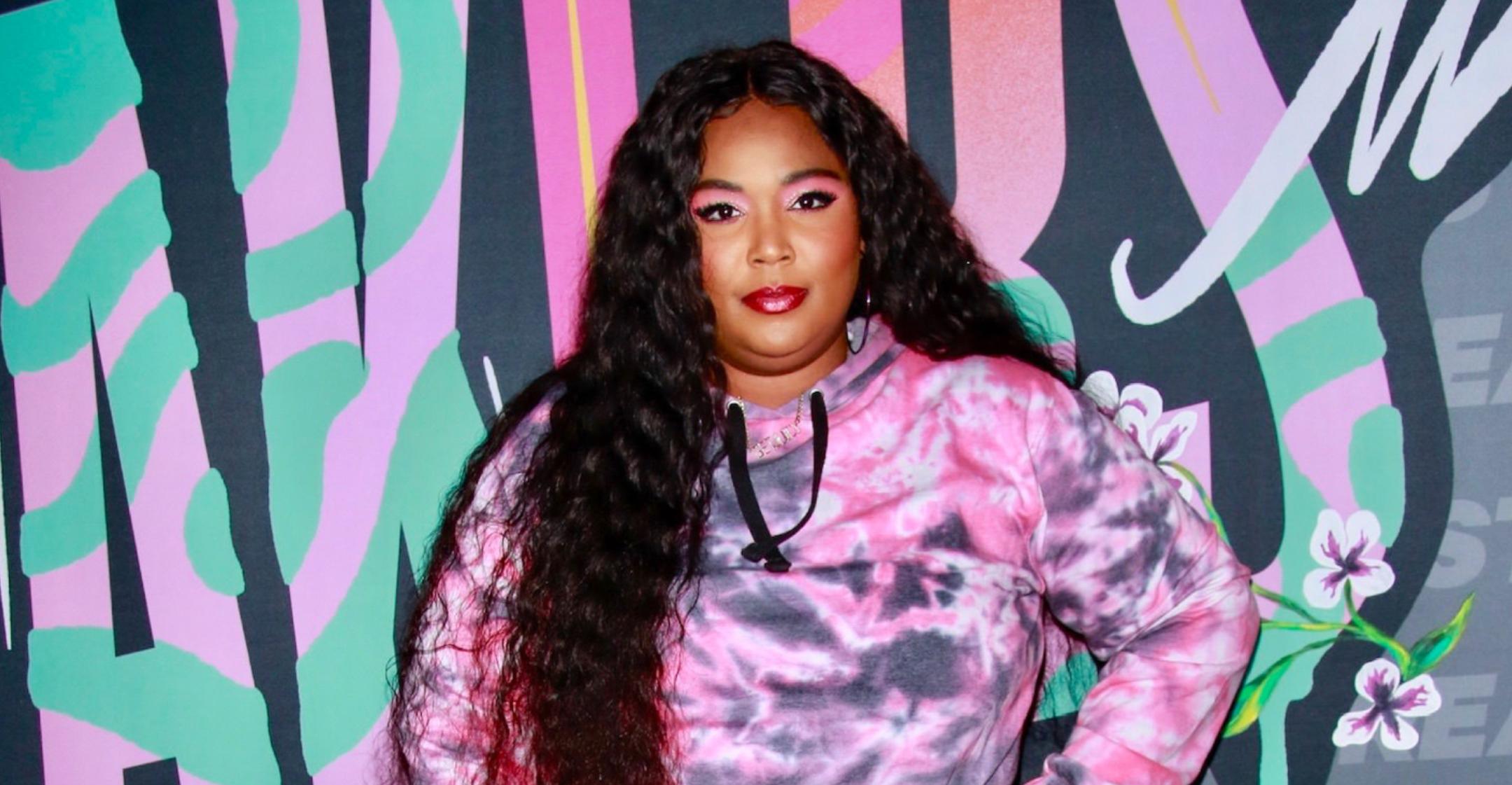 lizzo shut down those who claim healthier lifestyle lead to weight loss