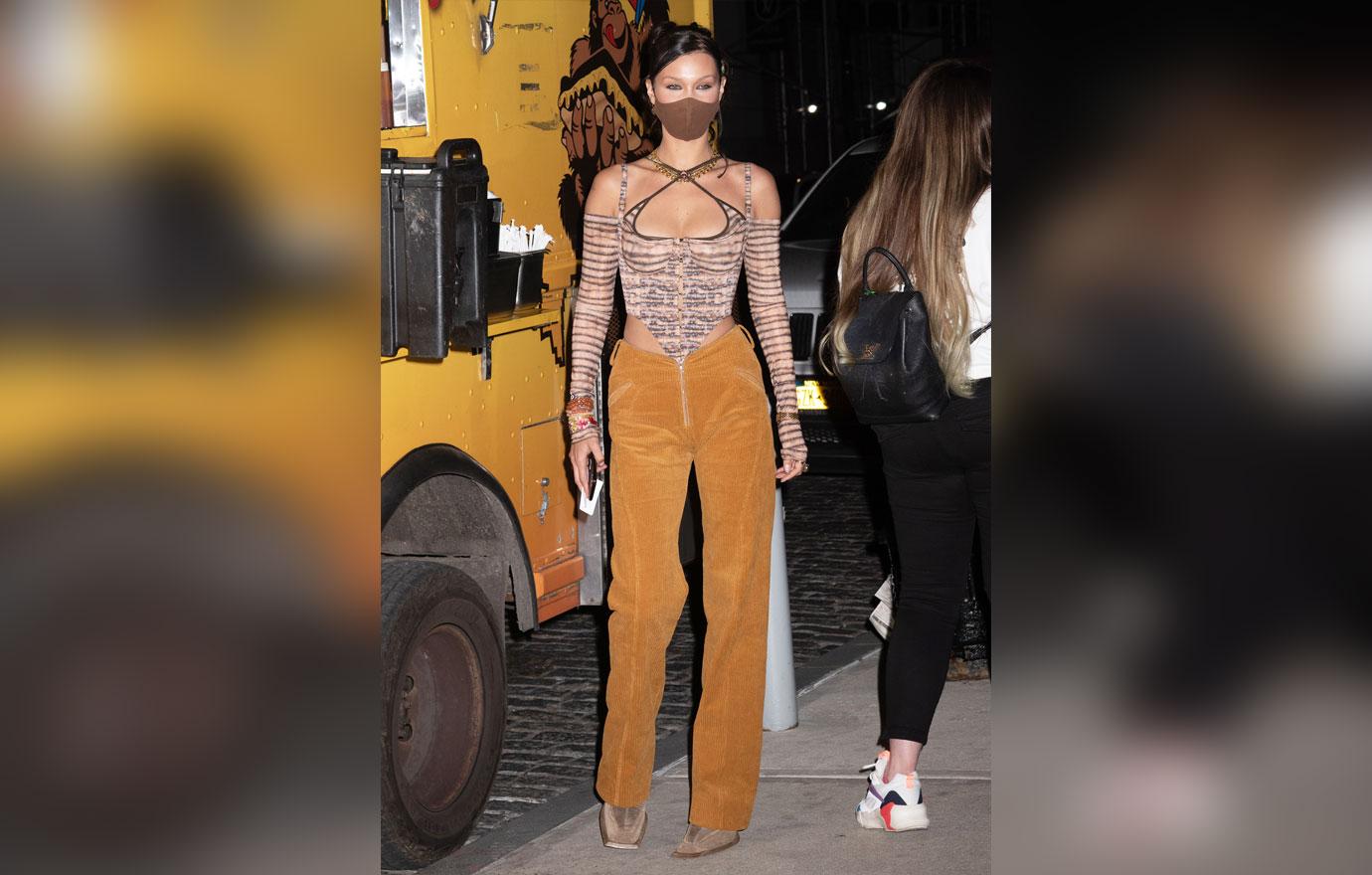 bella hadid gigi hadid zayn malik get some grilled cheese from a food truck for her birthday