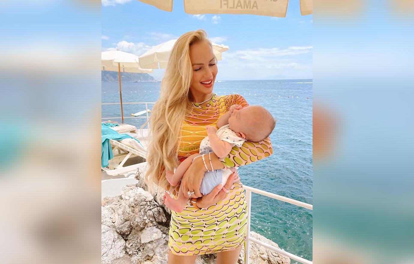 'Selling Sunset' Star Christine Quinn & Baby Vacation In Italy Photos