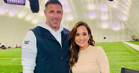 Mike Vrabel and Dianna Russini were seen together sharing an intimate moment.