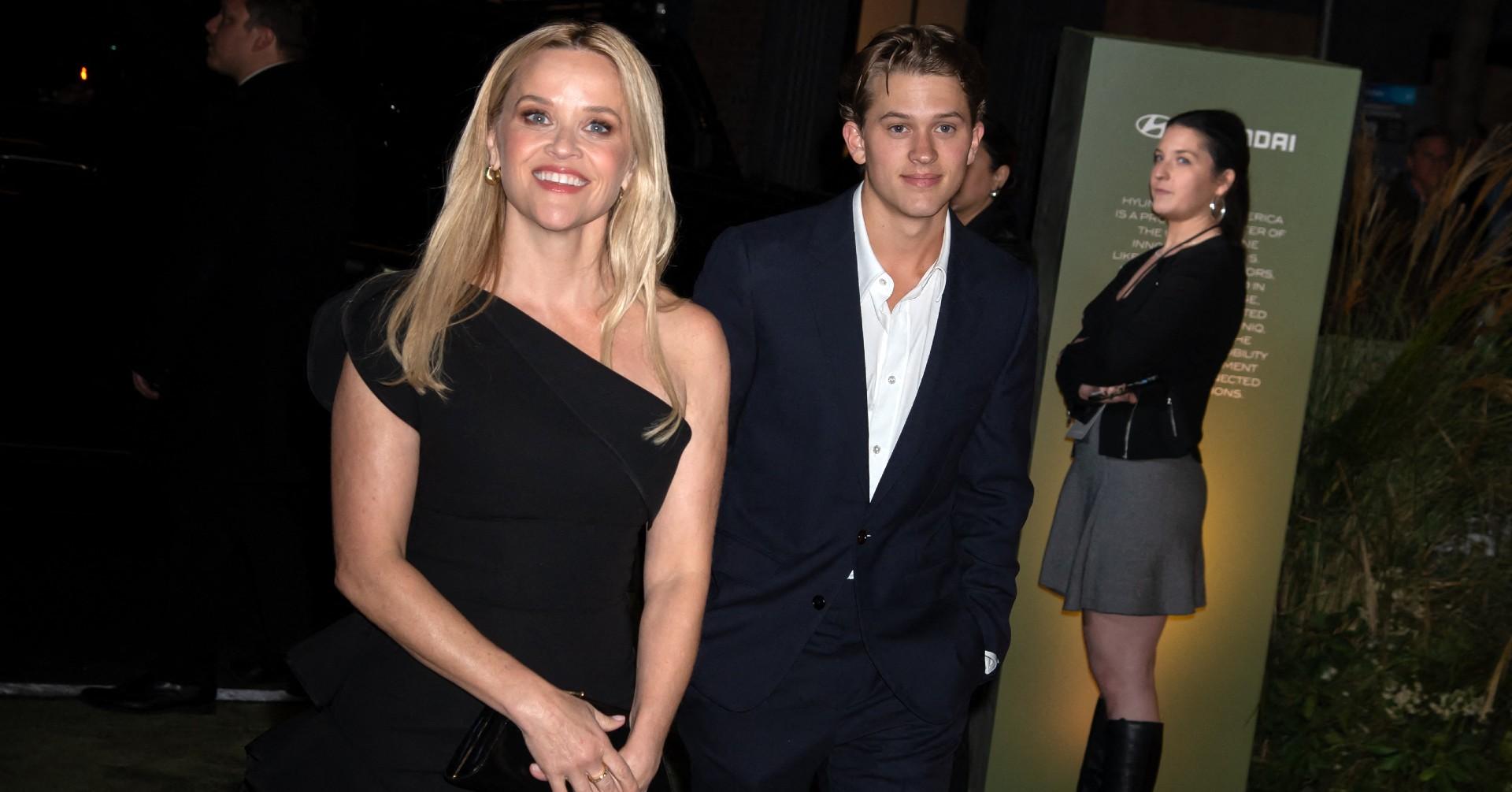 reese witherspoon reveals bonds adult kids