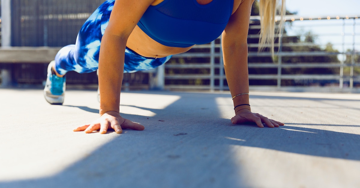 5 Best Floor Exercises: A Few Simple Workouts For Your Core